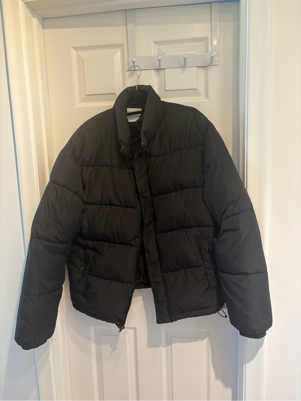 Men's Black Puffer Jacket - Insulated Winter Coat